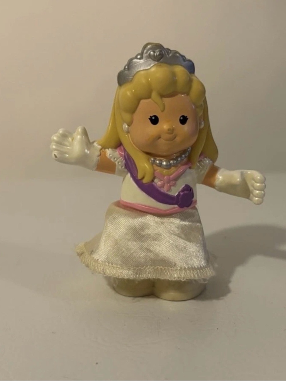 3/15$ 🐸 Fisher-Price Little People Royal Princess Bride Bendable Toy Figure 3.5"